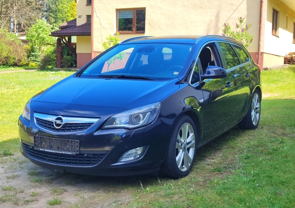 Opel Astra cena 17999 przebieg: 248000, rok produkcji 2011 z Bukowno małe 29